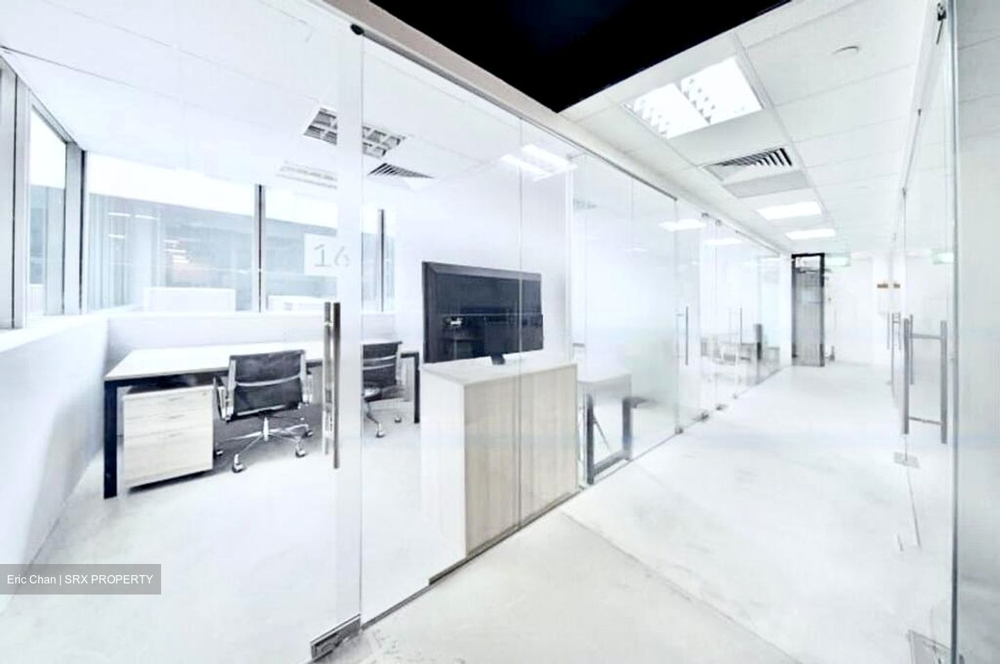 City Hall MRT (D6), Office #466550221